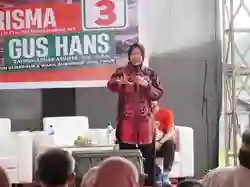 Risma Siap Beri Pelatihan ke Nelayan: Tidak Perlu Menunggu Saya Menjadi Gubernur